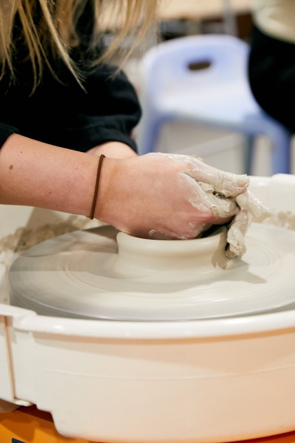 Wheel Throwing Pottery Course - Image 3