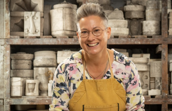 Masterclass: Traditional Slipware Gluggle Jug - Image 2
